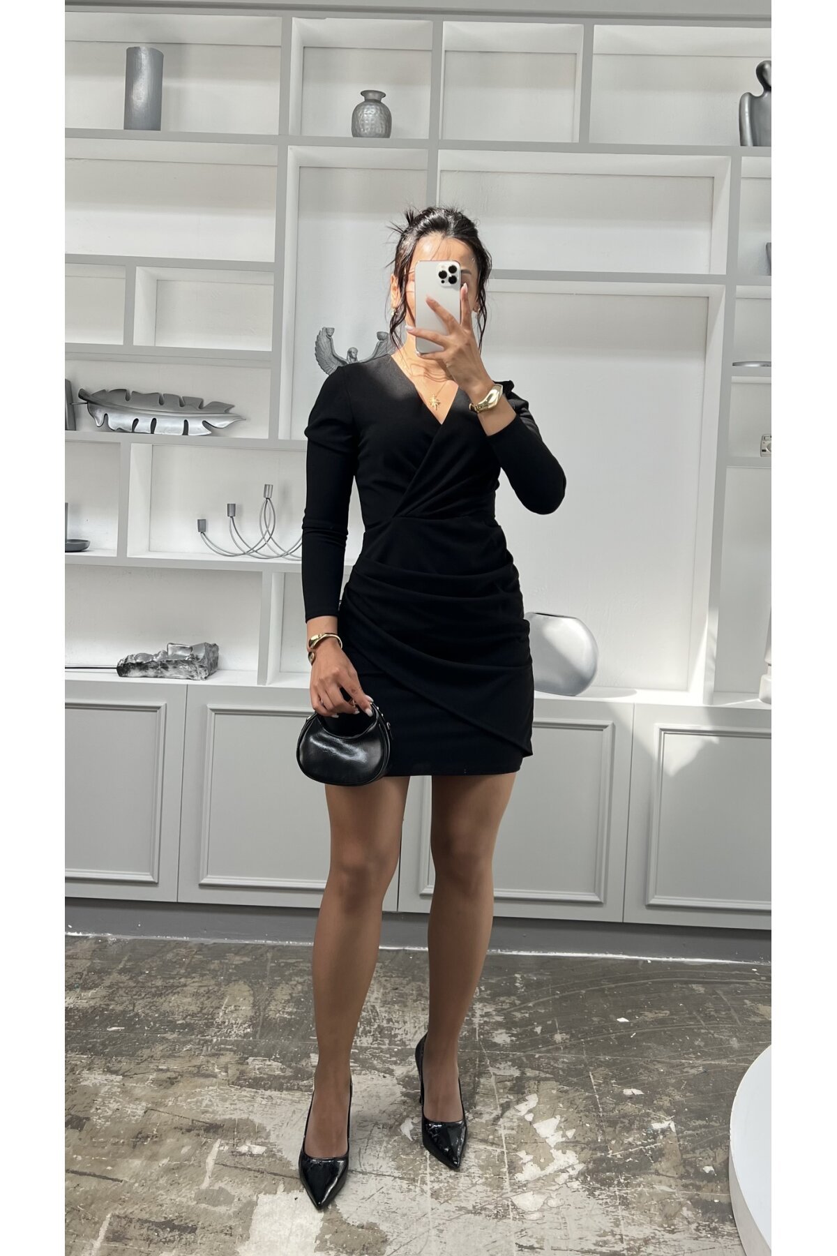 3037-SİYAH KISA DRAPELİ KRUVAZE YAKA ELBİSE