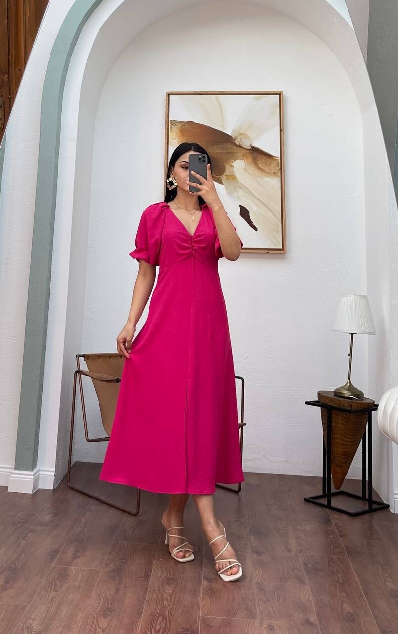 3084-FUŞYA V YAKA DÜZ ELBİSE