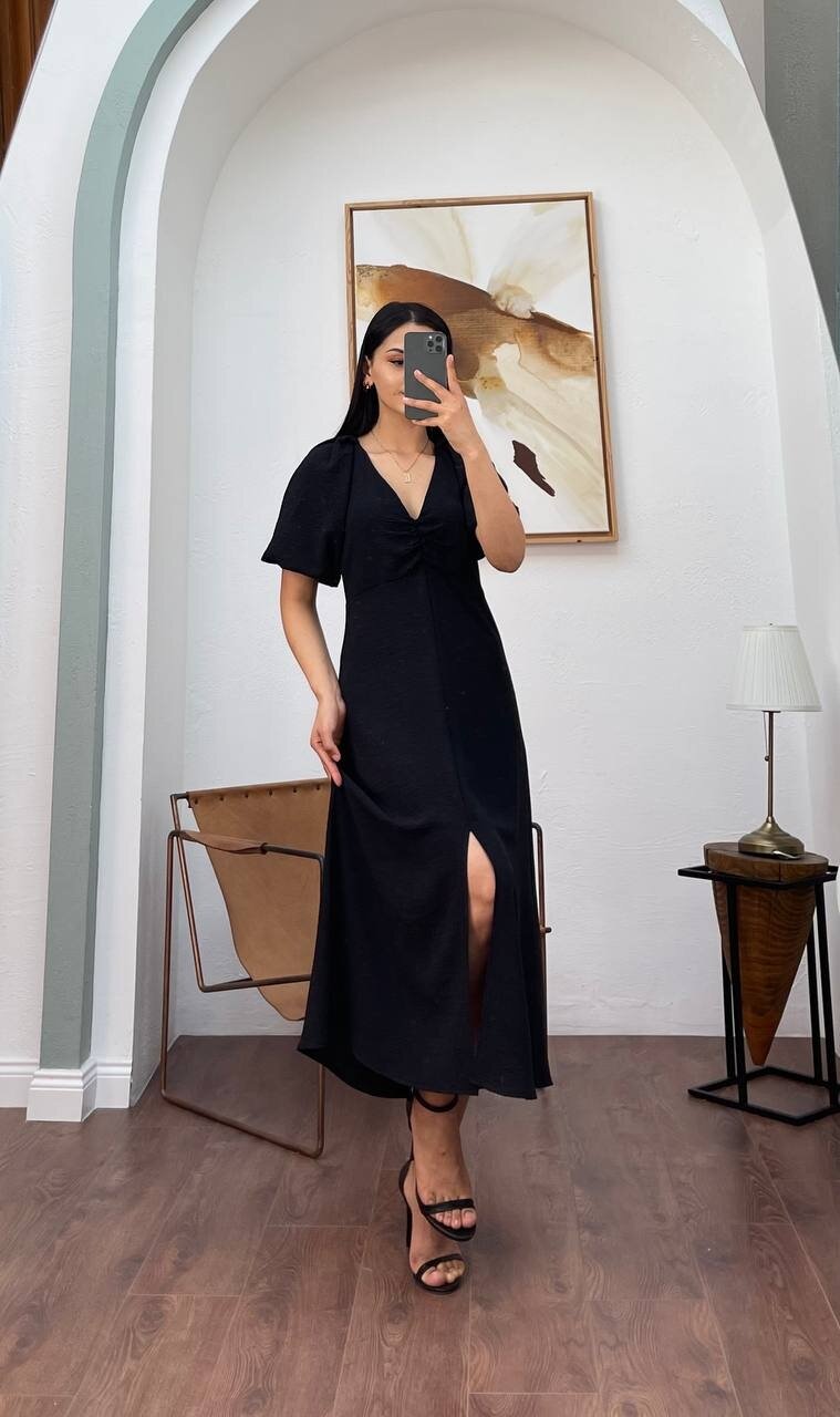 3084-SİYAH V YAKA DÜZ ELBİSE