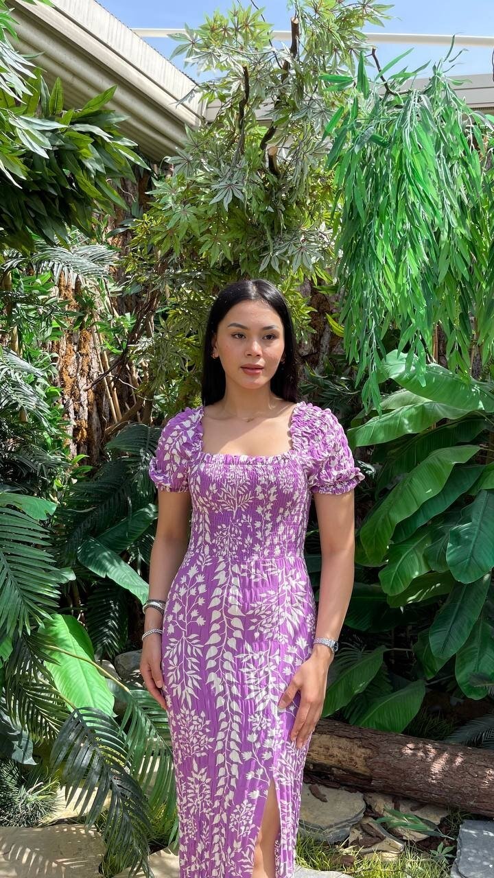 3142-LİLA FULL GİPELİ YANDAN YIRTMAÇLI ELBİSE