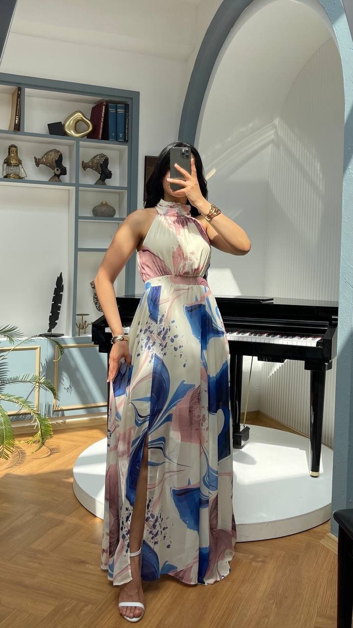 3242-SAKS BÜYÜK GÜLLÜ ŞİFON ELBİSE