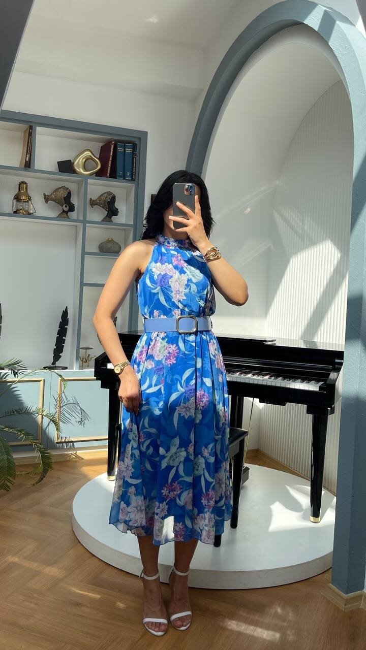 3432-MAVİ ÇİÇEKLİ KEMERLİ ELBİSE