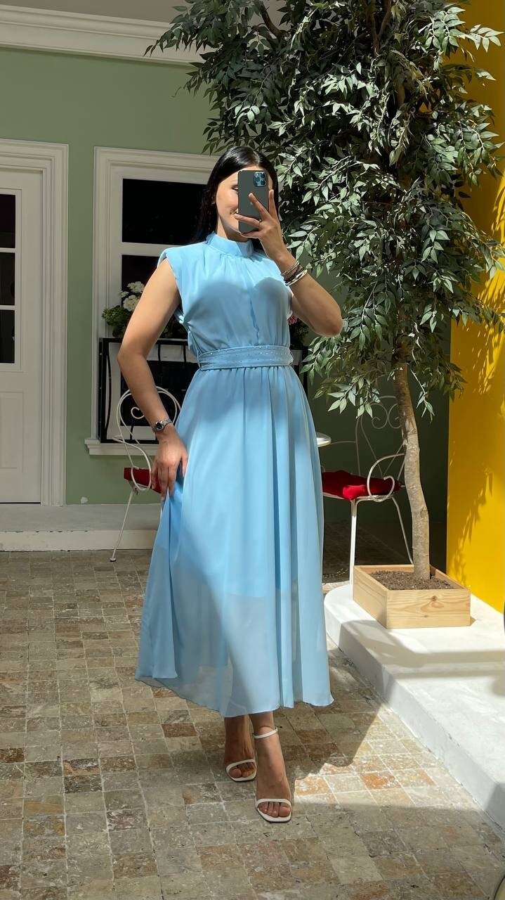 3509-MAVİ KEMERİ TAŞLI ŞİFON ELBİSE