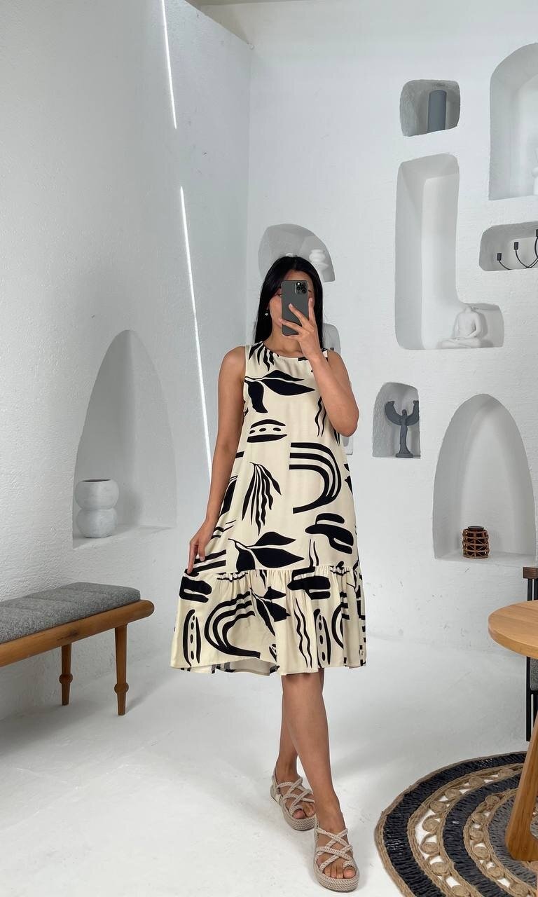 3549-SİYAH BÜYÜK YAPRAKLI KISA ELBİSE