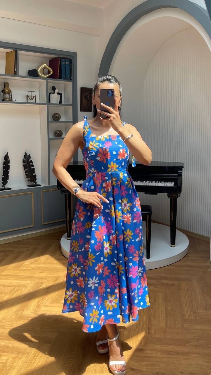 3557-SAKS ÇİÇEKLİ KARE YAKA ELBİSE