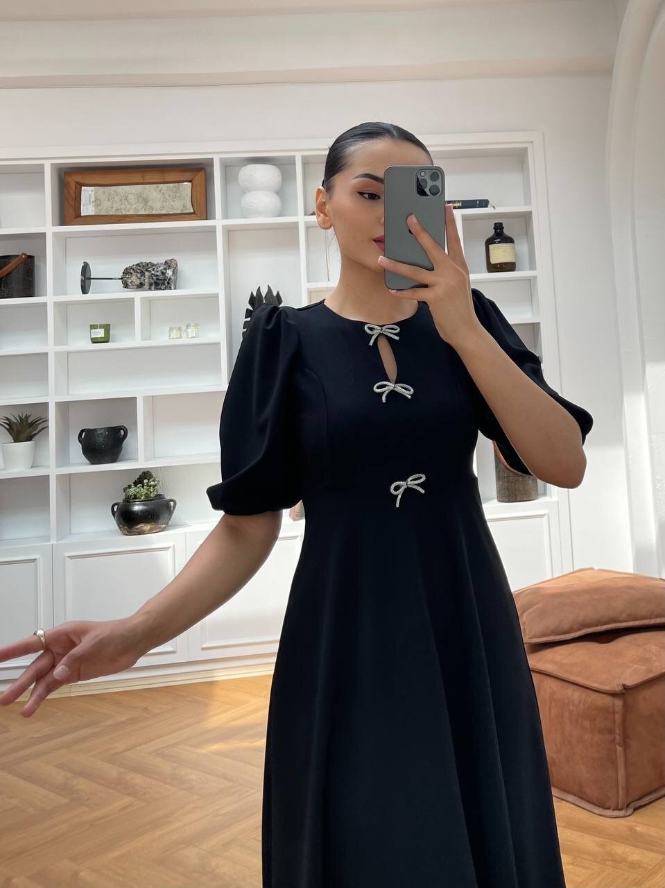 3578-SİYAH TAŞ FİYONKLU ELBİSE