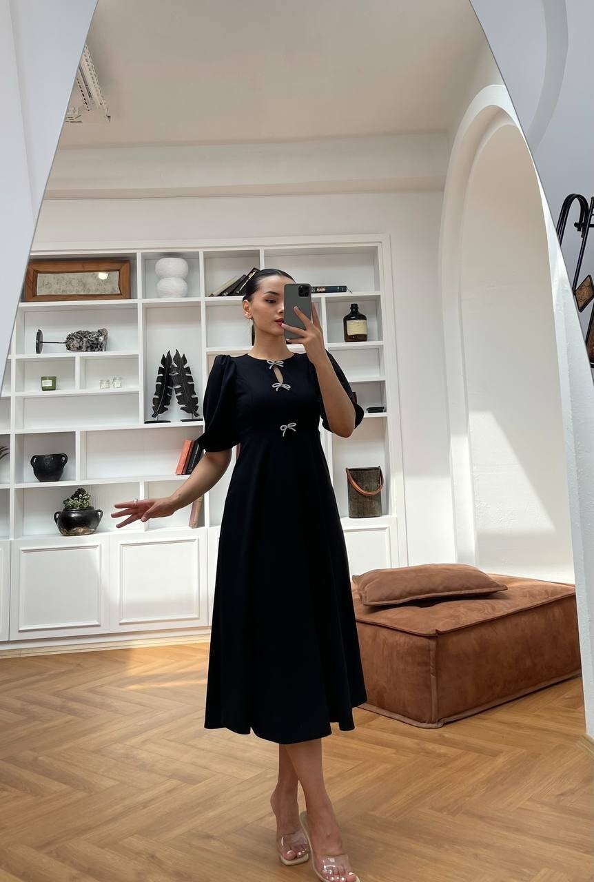 3578-SİYAH TAŞ FİYONKLU ELBİSE