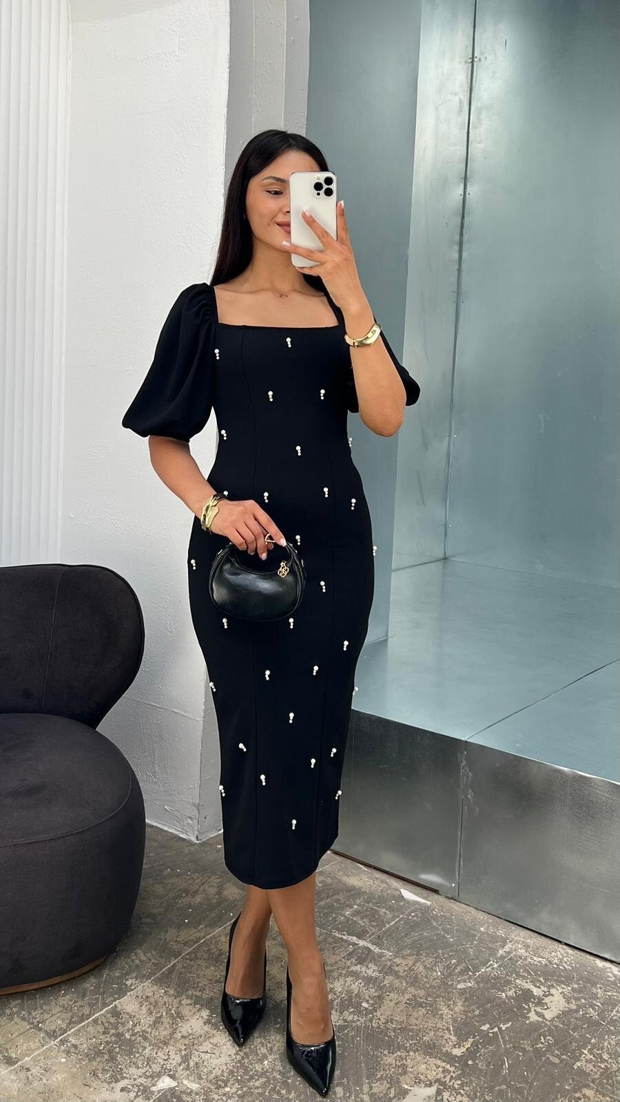 3622-SİYAH TAŞ DETAY KARE YAKA ELBİSE