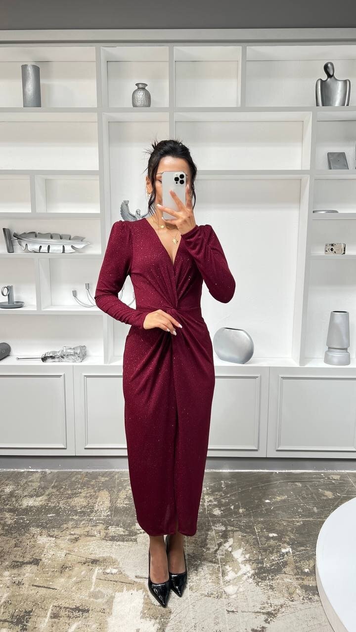 3633-BORDO SİMLİ BÜZGÜ DETAYLI ELBİSE