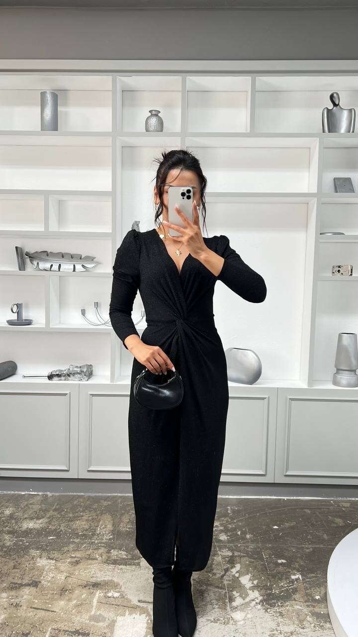 3633-SİYAH SİMLİ BÜZGÜ DETAYLI ELBİSE