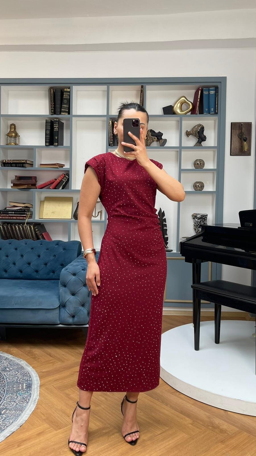 3708-BORDO TAŞLI DRAPELİ ELBİSE