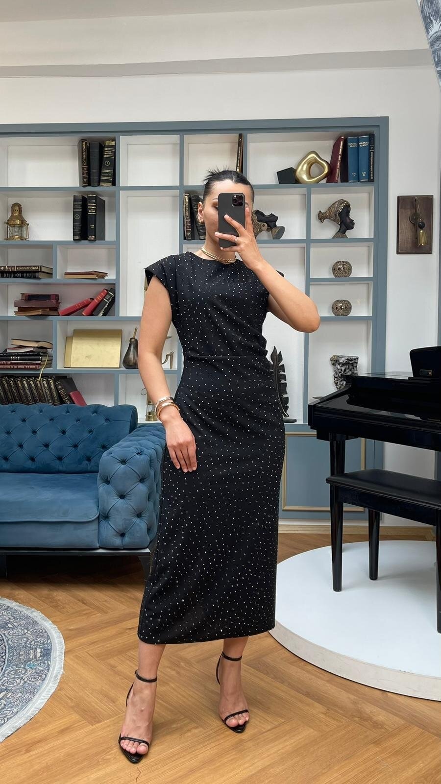 3708-SİYAH TAŞLI DRAPELİ ELBİSE