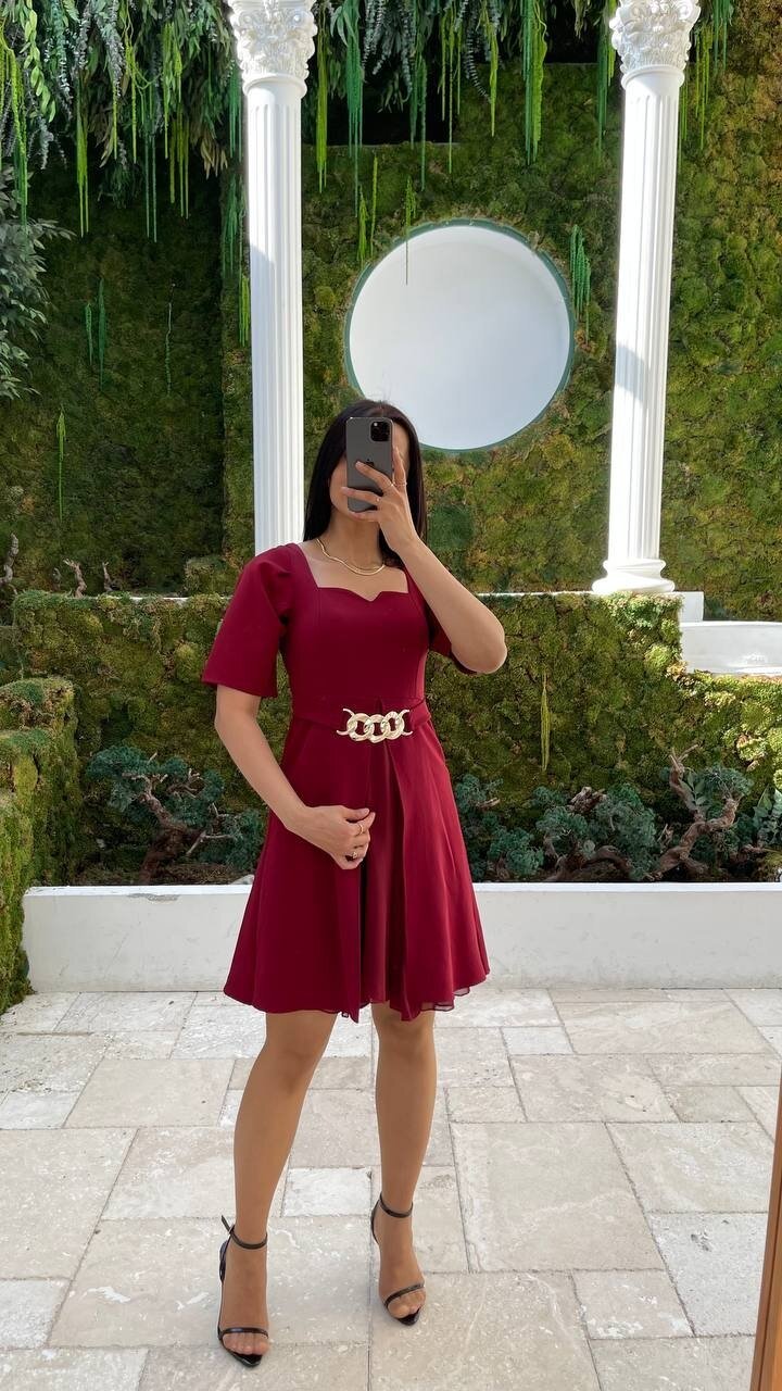 3712-BORDO GOLD KEMER DETAYLI ELBİSE