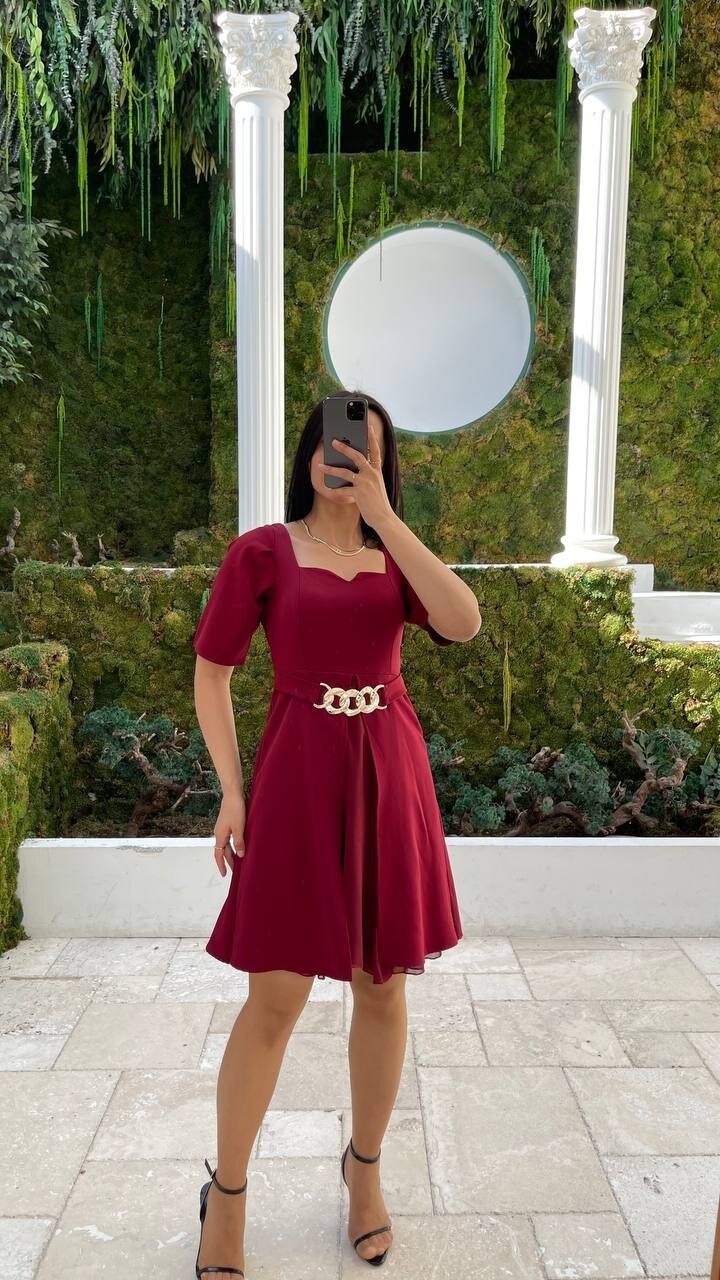 3712-BORDO GOLD KEMER DETAYLI ELBİSE