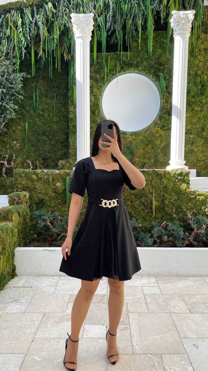 3712-SİYAH GOLD KEMER DETAYLI ELBİSE