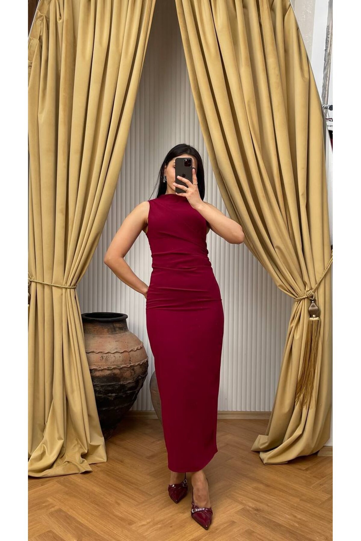 3714-BORDO YANLARI DRAPELİ ELBİSE