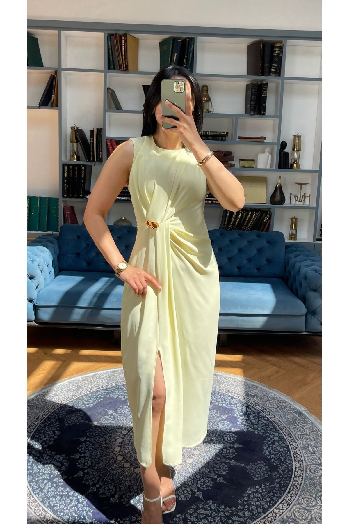 3718-SARI ASİMETRİK BROŞLU ELBİSE