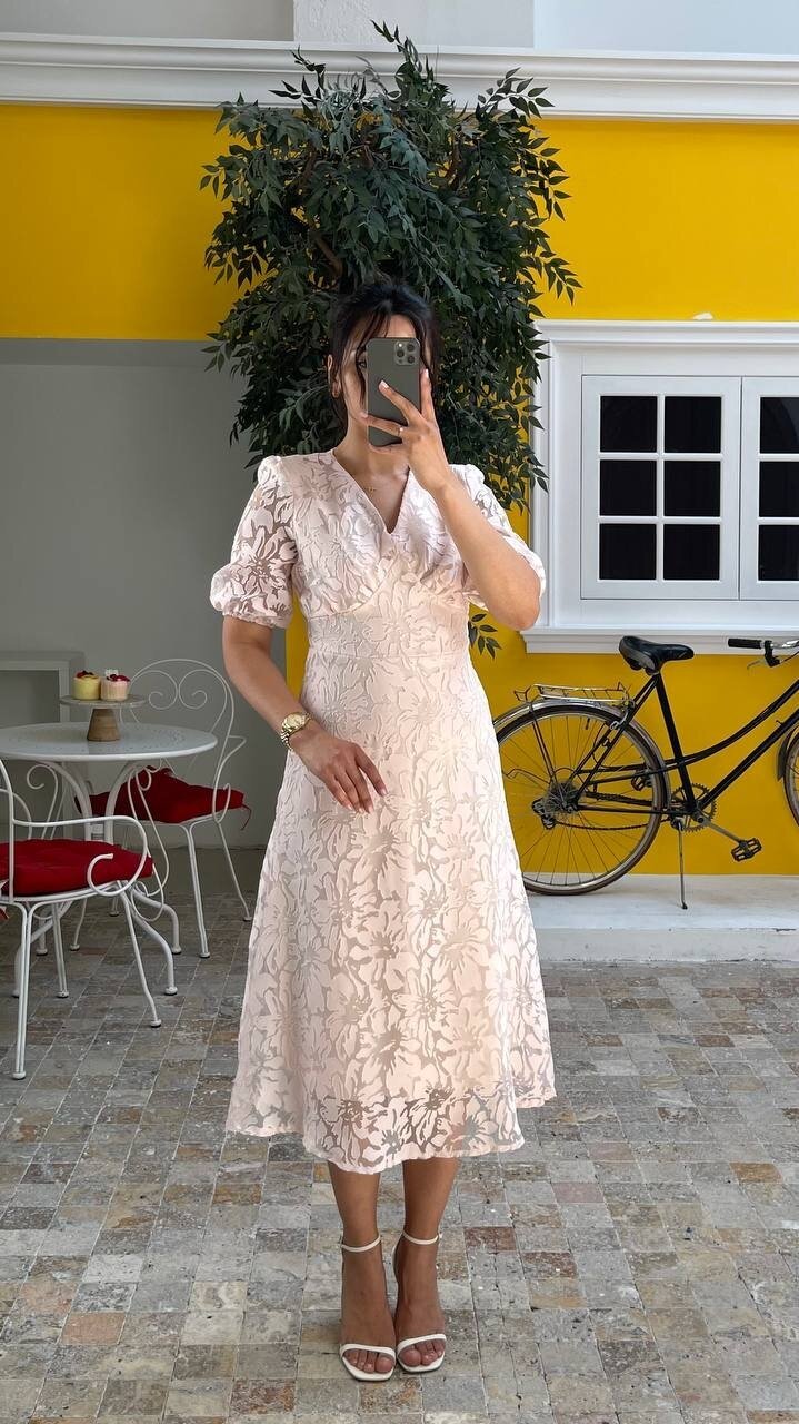 3740-PUDRA FİSTO ÇİÇEK DESEN ELBİSE