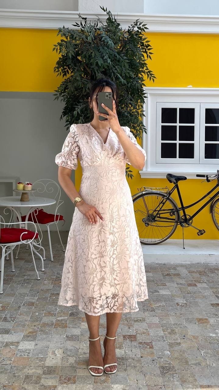 3740-PUDRA FİSTO ÇİÇEK DESEN ELBİSE