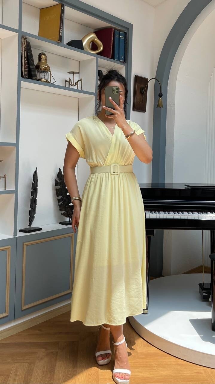 3751-SARI KETEN ANVELOK KEMERLİ ELBİSE