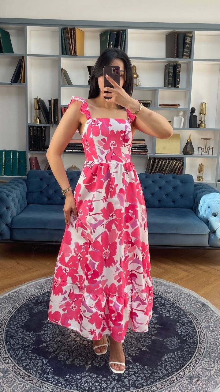 3752-PEMBE ÇİÇEK DESEN KOLLARI FIRFIRLI ELBİSE
