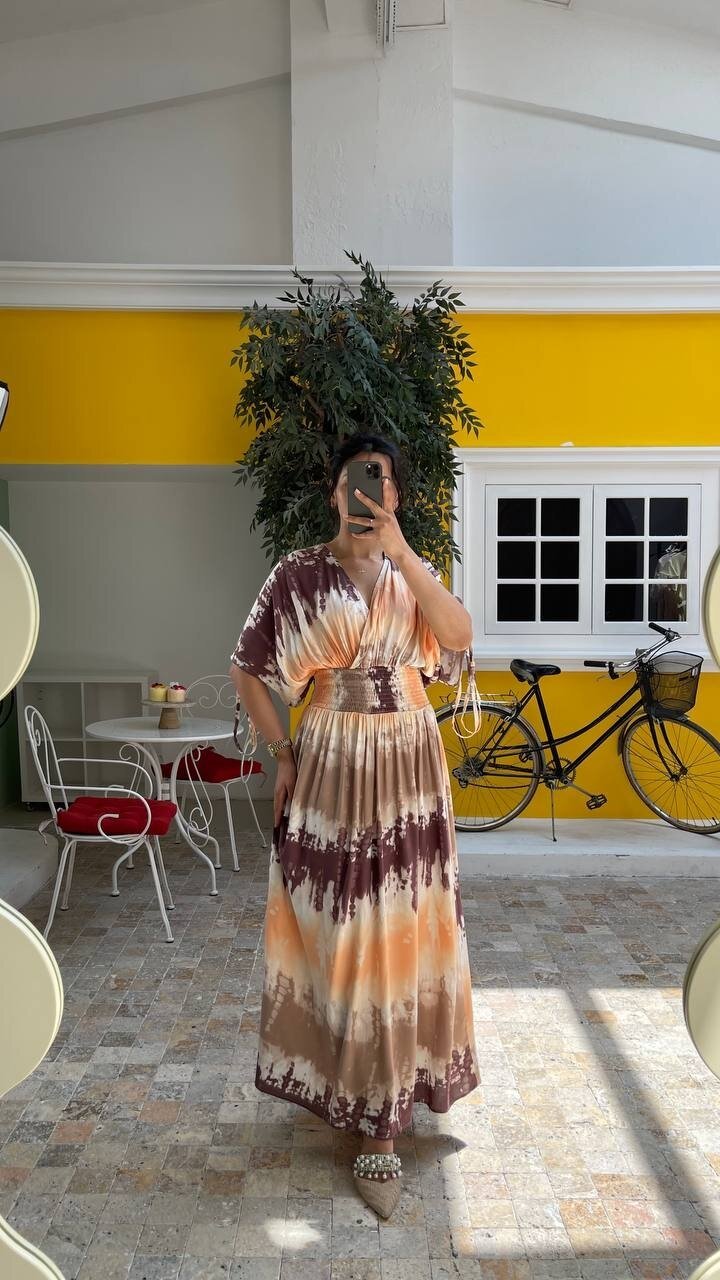 3778-ZİGZAG DESEN KOLLARI BONCUK DETAYLI ELBİSE