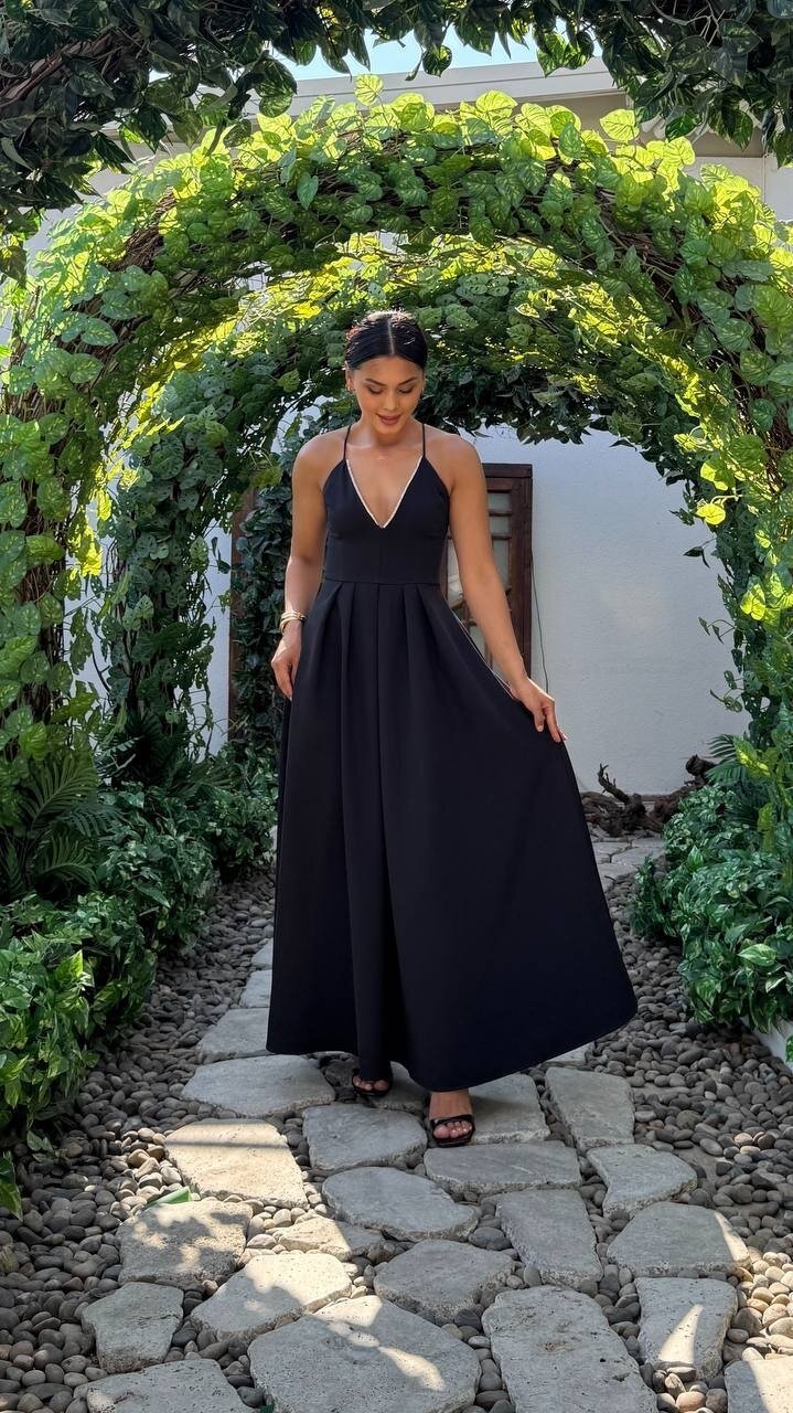 3795-SİYAH V YAKA TAŞ DETAY KİLOŞ ELBİSE