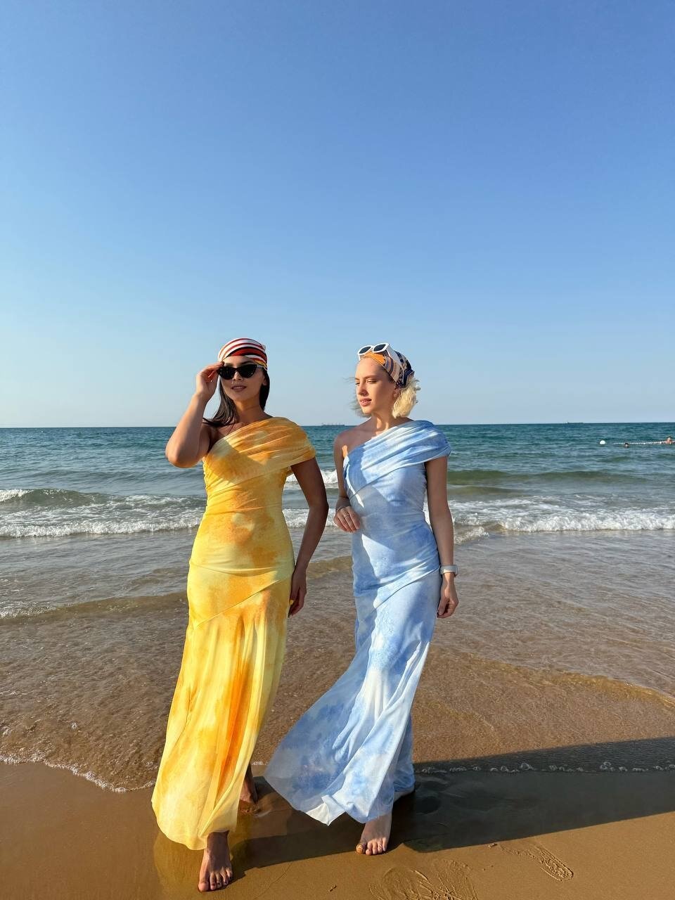 3801- MAVİ TEK OMUZ DRAPELİ TÜL ELBİSE