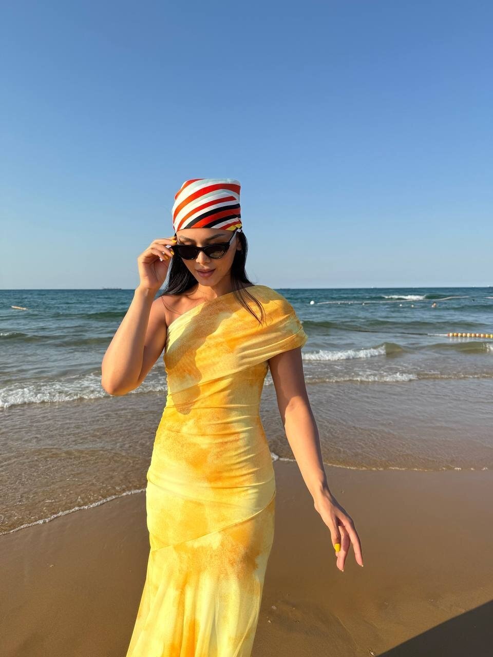 3801-SARI TEK OMUZ DRAPELİ TÜL ELBİSE