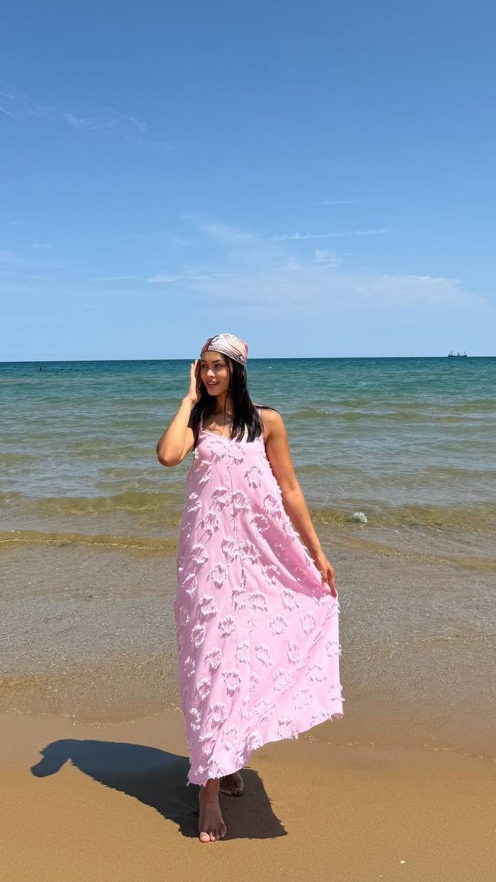 3816-PEMBE SAÇAKLI ASKLI KETEN ELBİSE