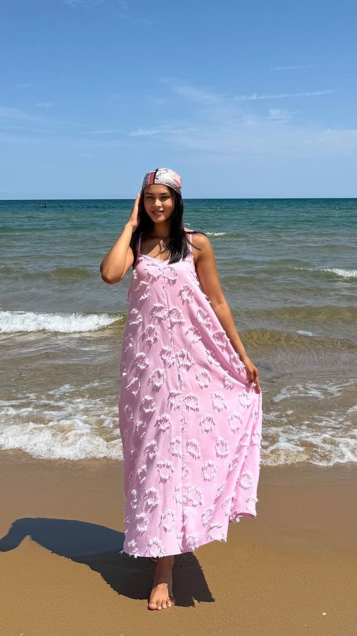 3816-PEMBE SAÇAKLI ASKLI KETEN ELBİSE