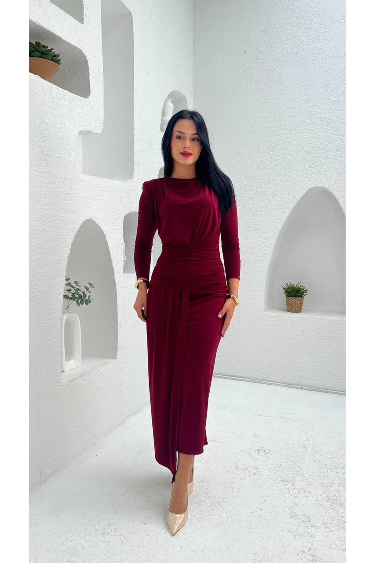 3833-BORDO ÖNÜ DRAPELİ SANDY KUMAŞ ELBİSE