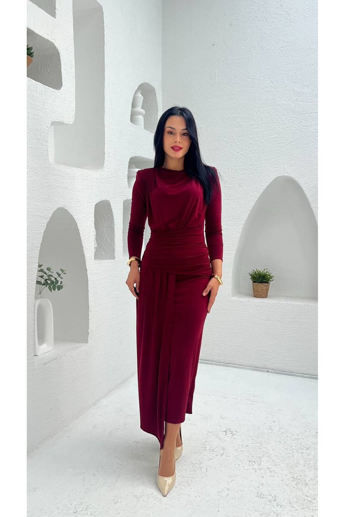3833-BORDO ÖNÜ DRAPELİ SANDY KUMAŞ ELBİSE