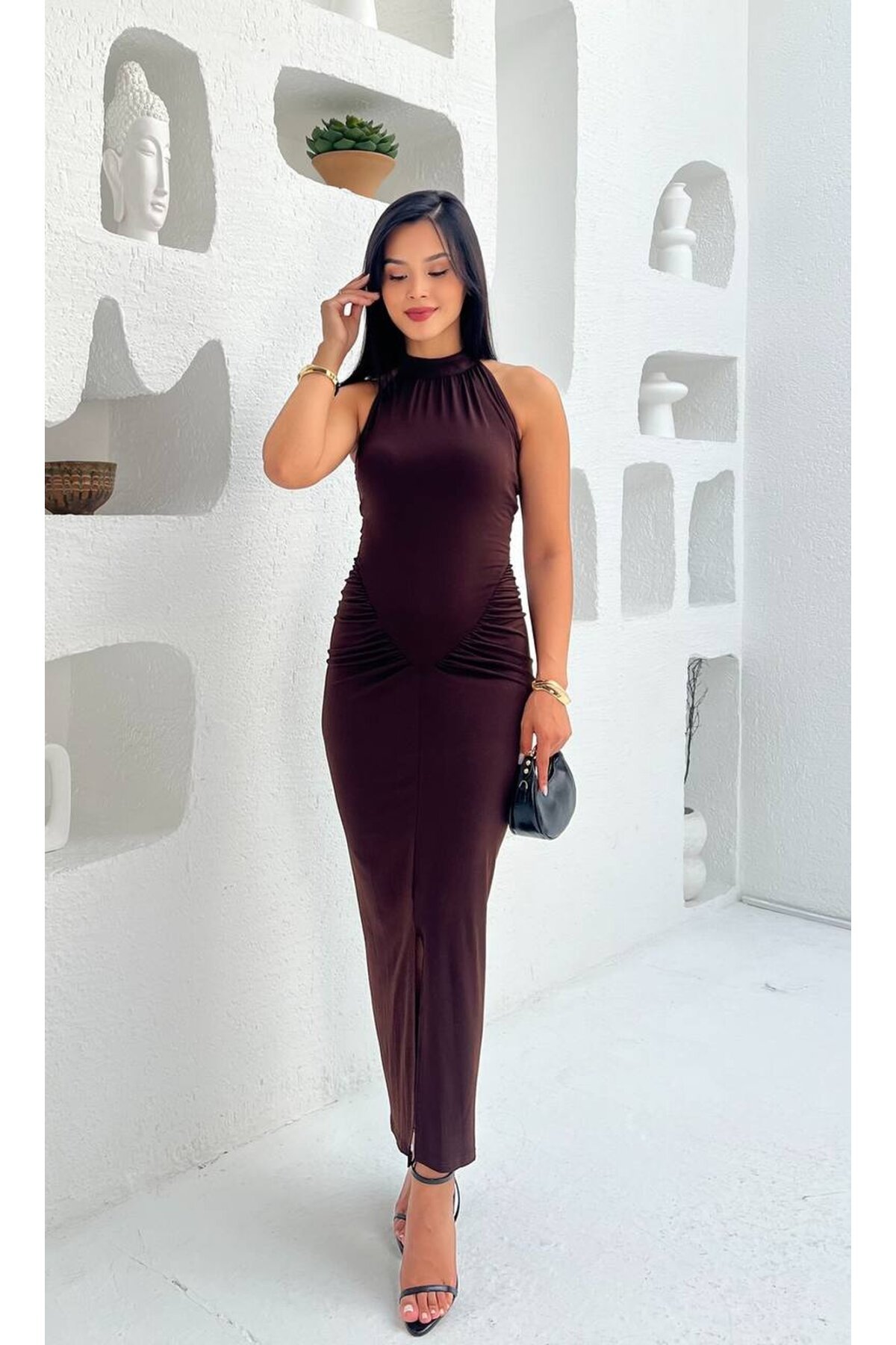 3844-KAHVERENGİ YANLARI BÜZGÜLÜ BALIK ETEK ELBİSE