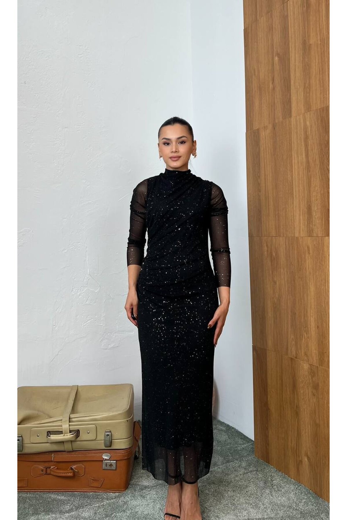 3854-SİYAH SİMLİ TÜL ELBİSE