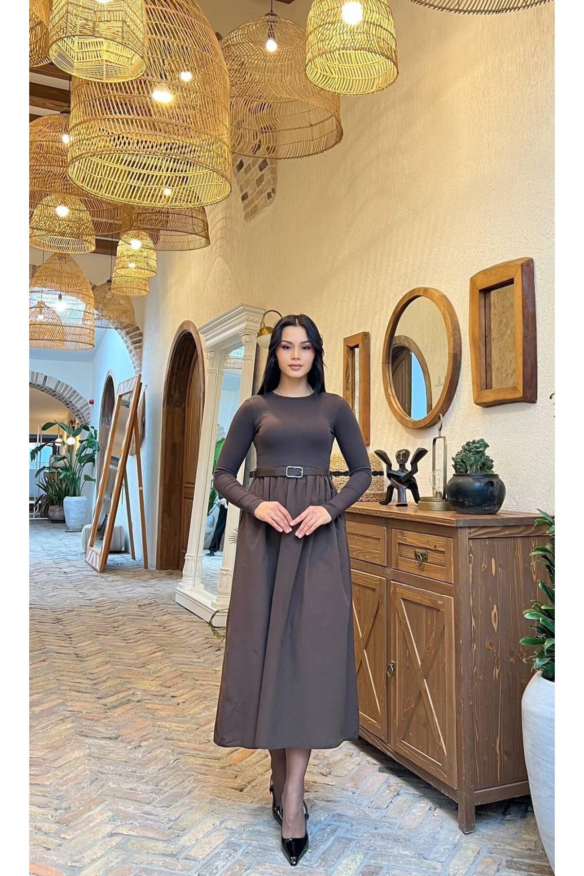 3857-KAHVEYE KAHVE KAŞKORSE ALT POPLİN KEMERLİ ELBİSE