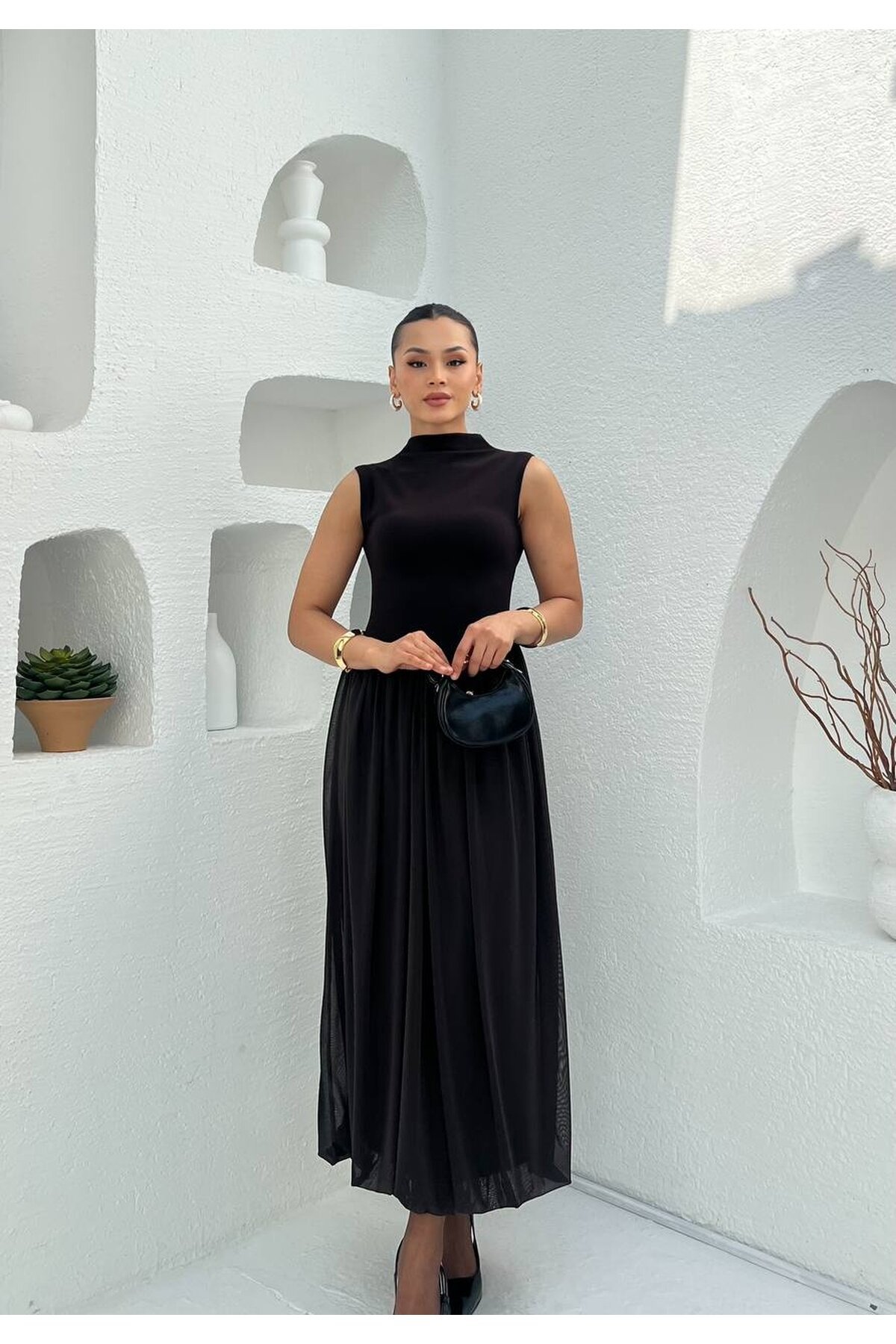 3881-KAHVERENGİ SIFIR KOL ETEĞİ TÜL ELBİSE