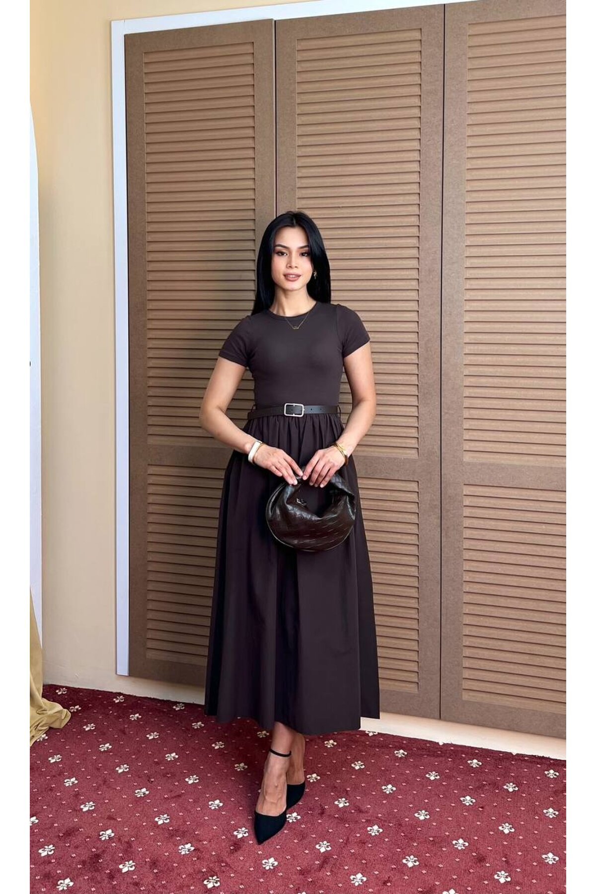 3923-KAHVEYE KAHVE ÜST KAŞKORSE ALT POPLİN KISA KOL ELBİSE