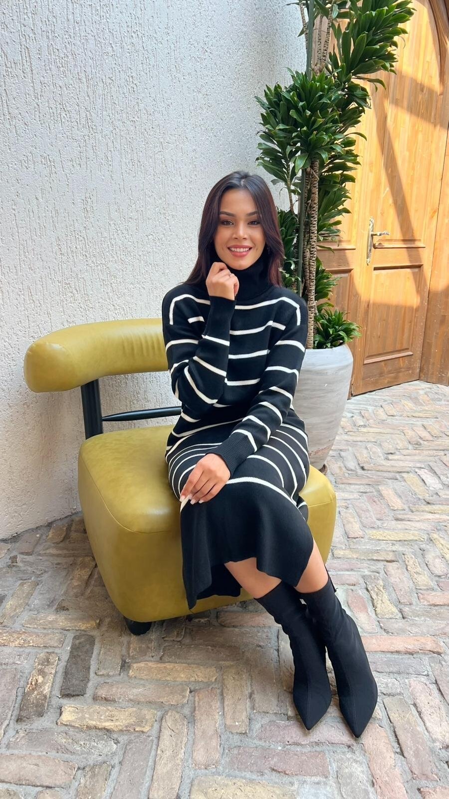 BALIKÇI YAKA ÇİZGİLİ TRİKO ELBİSE