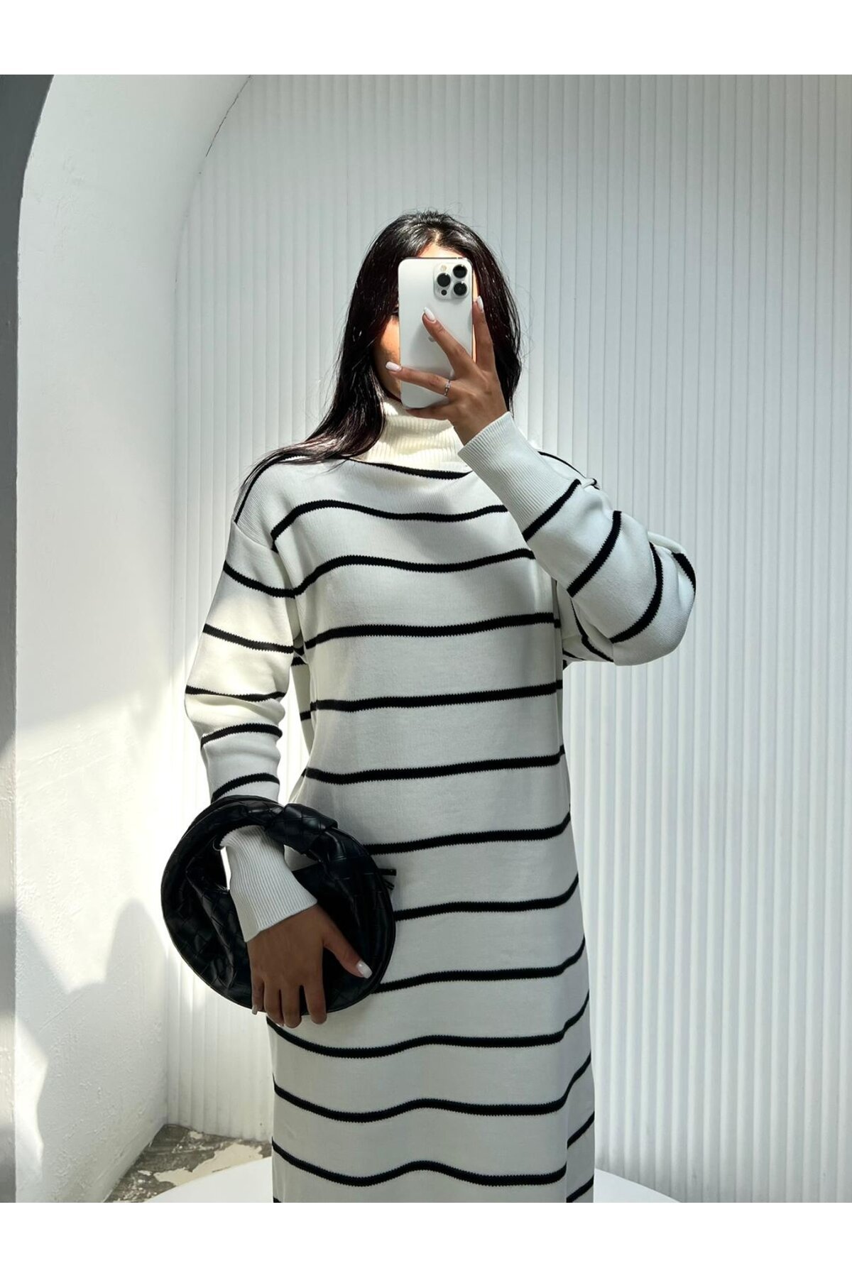 BEYAZ BALIKÇI YAKA ÇİZGİLİ TRİKO ELBİSE