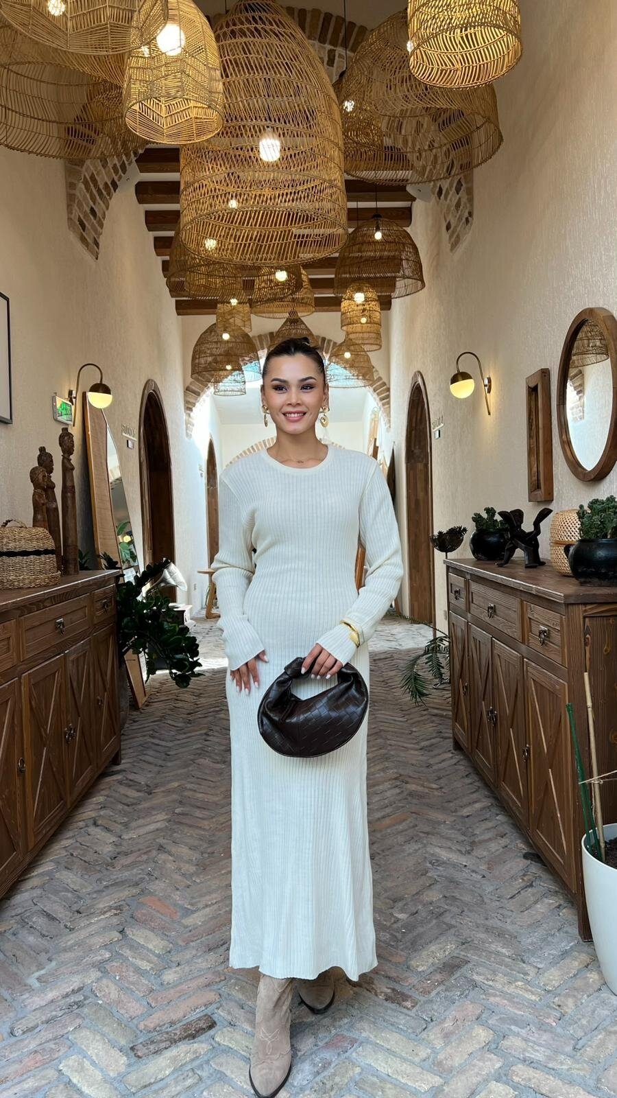 EKRU BAĞLAMALI TRİKO ELBİSE