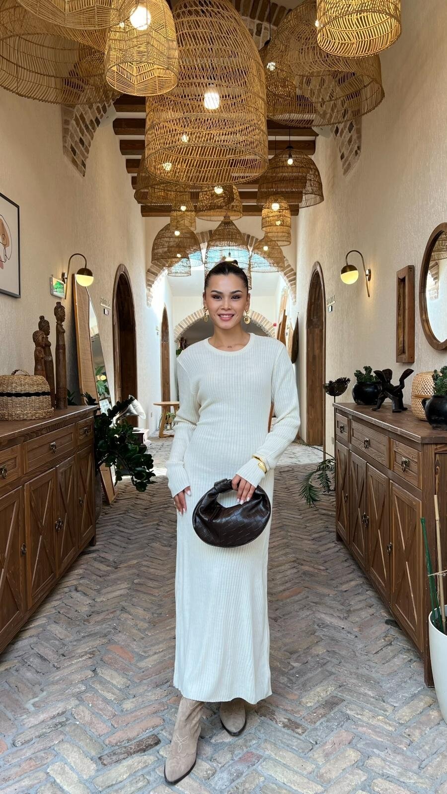 EKRU BAĞLAMALI TRİKO ELBİSE