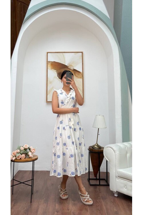 3098-MAVİ SIFIR KOL KRİNKIL ÇİÇEK DESEN ELBİSE