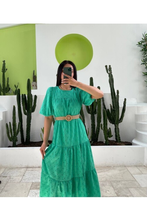 3140-YEŞİL FİSTO KUMAŞ HASIR KEMERLİ ELBİSE