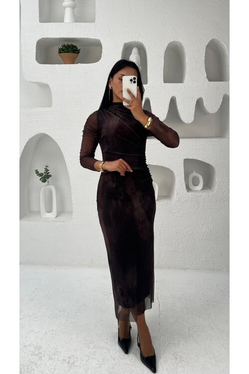 3328- KAHVE TÜL KUMAŞ ELBİSE