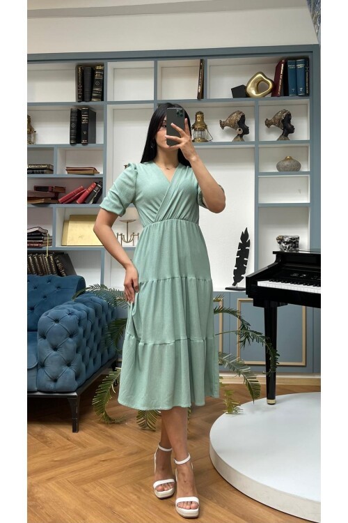 3453-SU YEŞİLİ KURVAZE YAKA ELBİSE