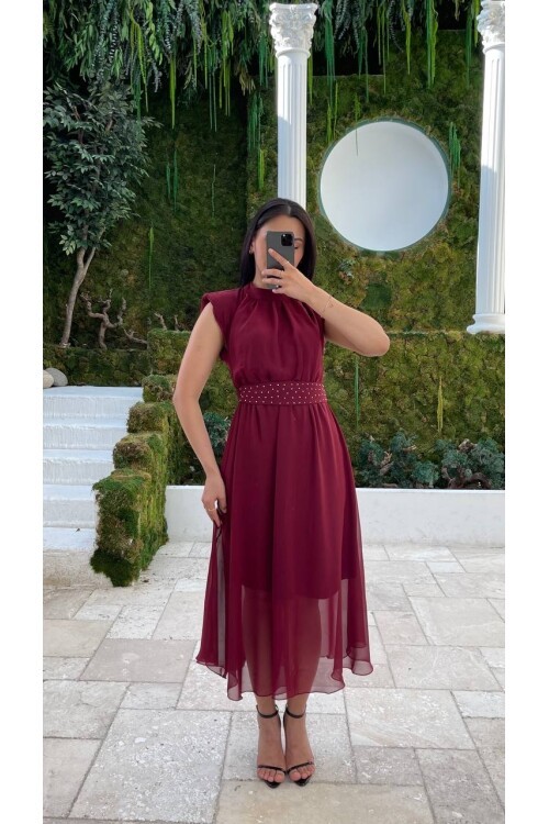 3509-BORDO KEMERİ TAŞ DETAYLI ŞİFON ELBİSE