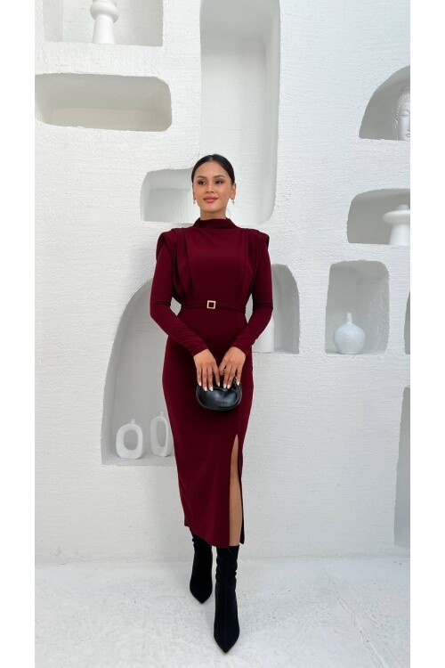 3587- BORDO  BALIKÇI YAKA OMUZLARI PİLELİ KENDİNDEN TOKA KEMERLİ ELBİSE