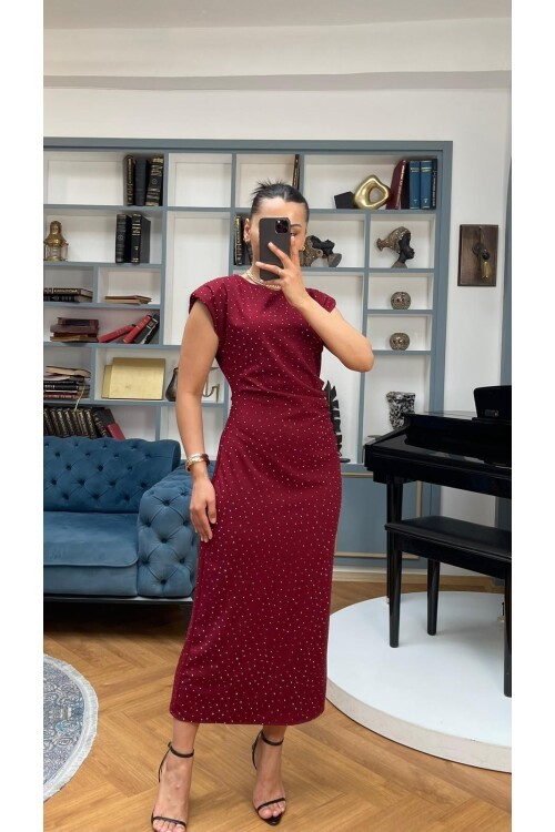 3708-BORDO TAŞLI DRAPELİ ELBİSE