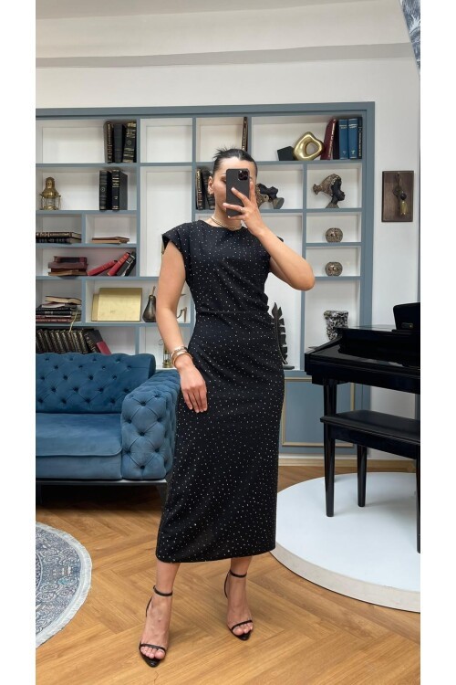 3708-SİYAH TAŞLI DRAPELİ ELBİSE